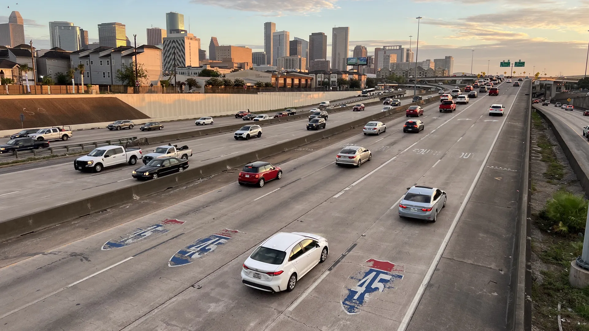 Why Houston Leads in Car Accident Claims: 2024 Statistics and Trends